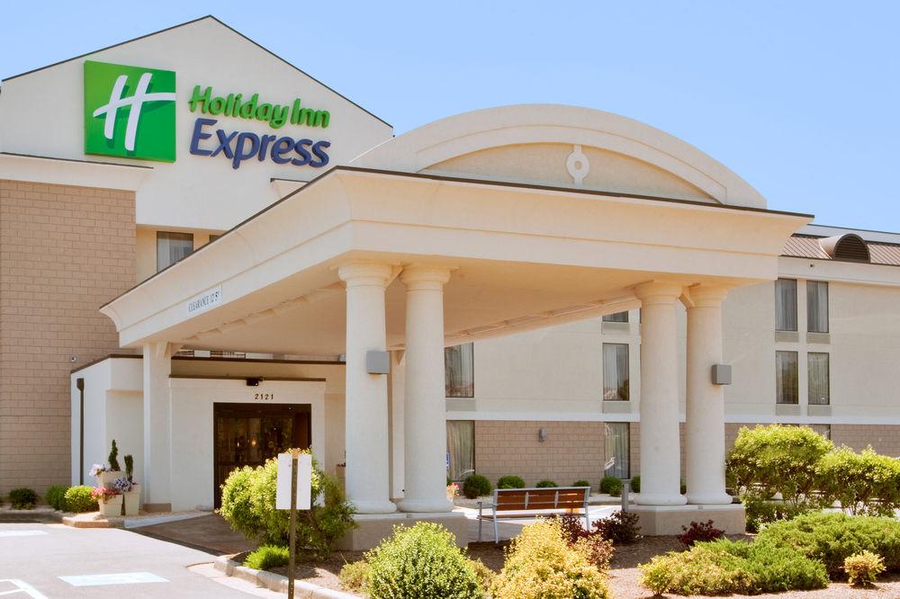 Holiday Inn Express Danville By Ihg Εξωτερικό φωτογραφία