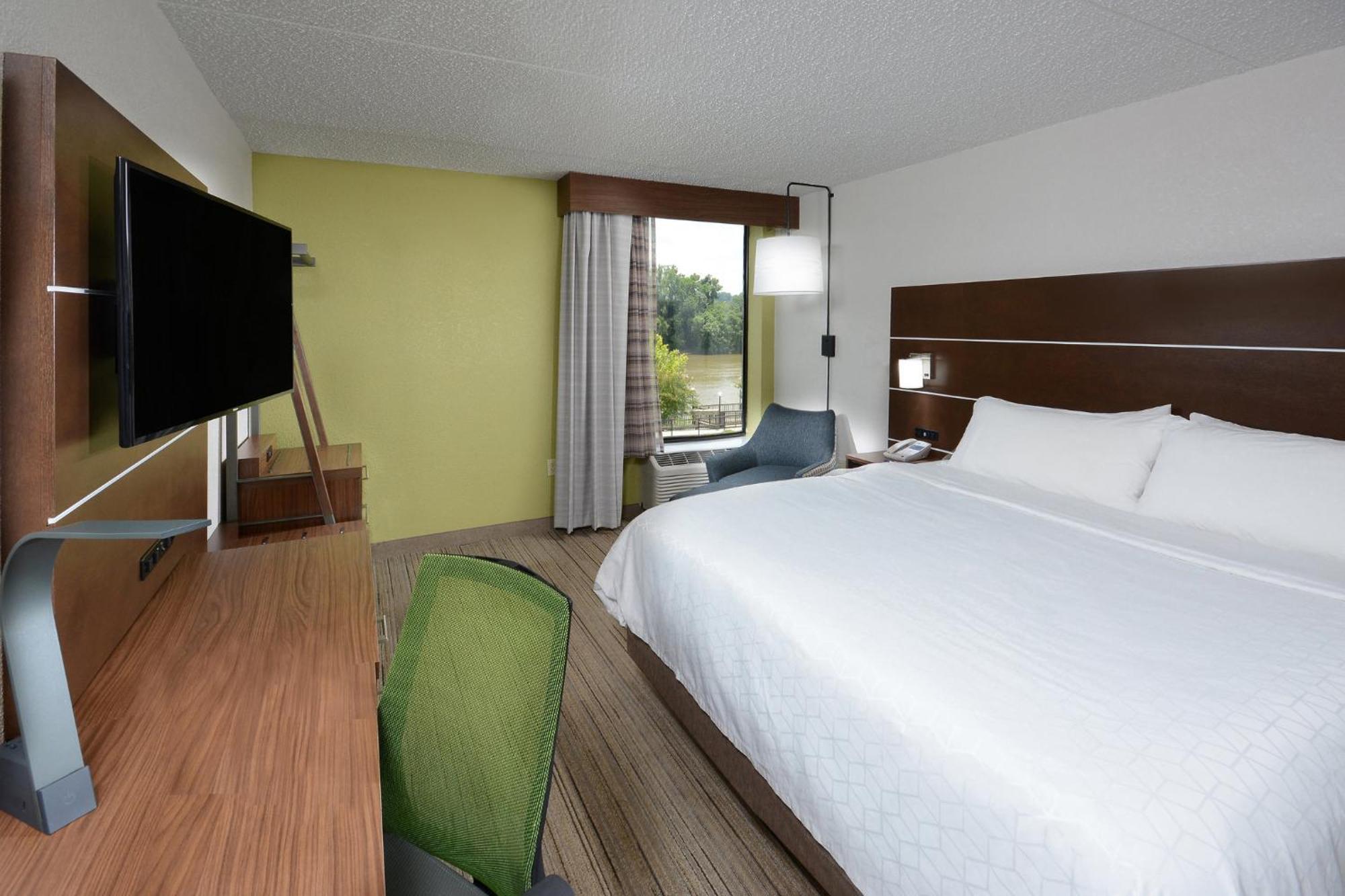 Holiday Inn Express Danville By Ihg Εξωτερικό φωτογραφία
