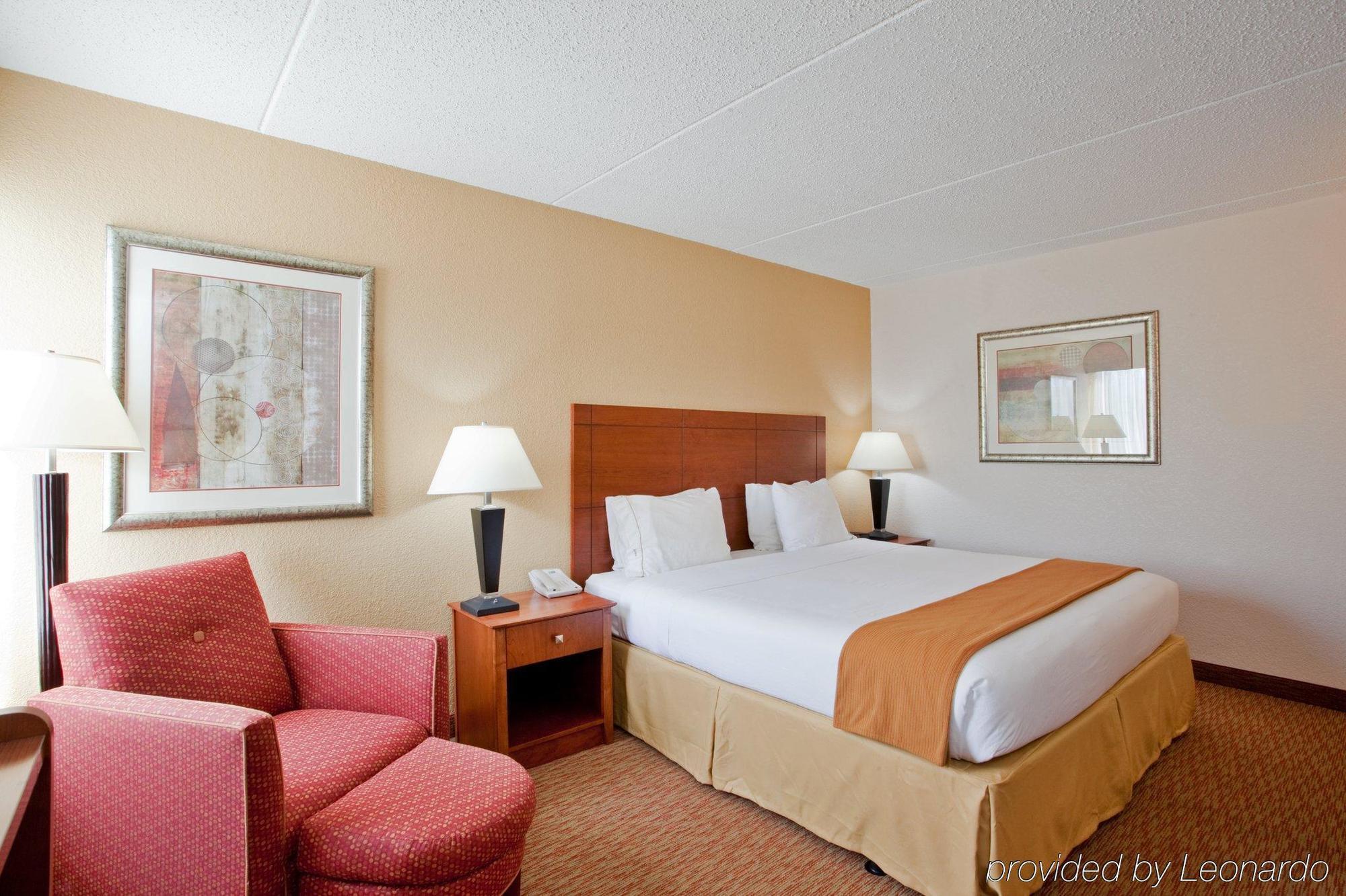 Holiday Inn Express Danville By Ihg Εξωτερικό φωτογραφία