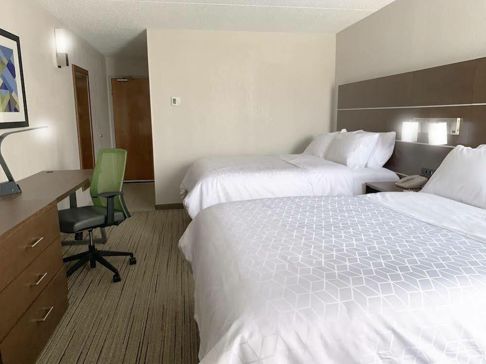 Holiday Inn Express Danville By Ihg Εξωτερικό φωτογραφία