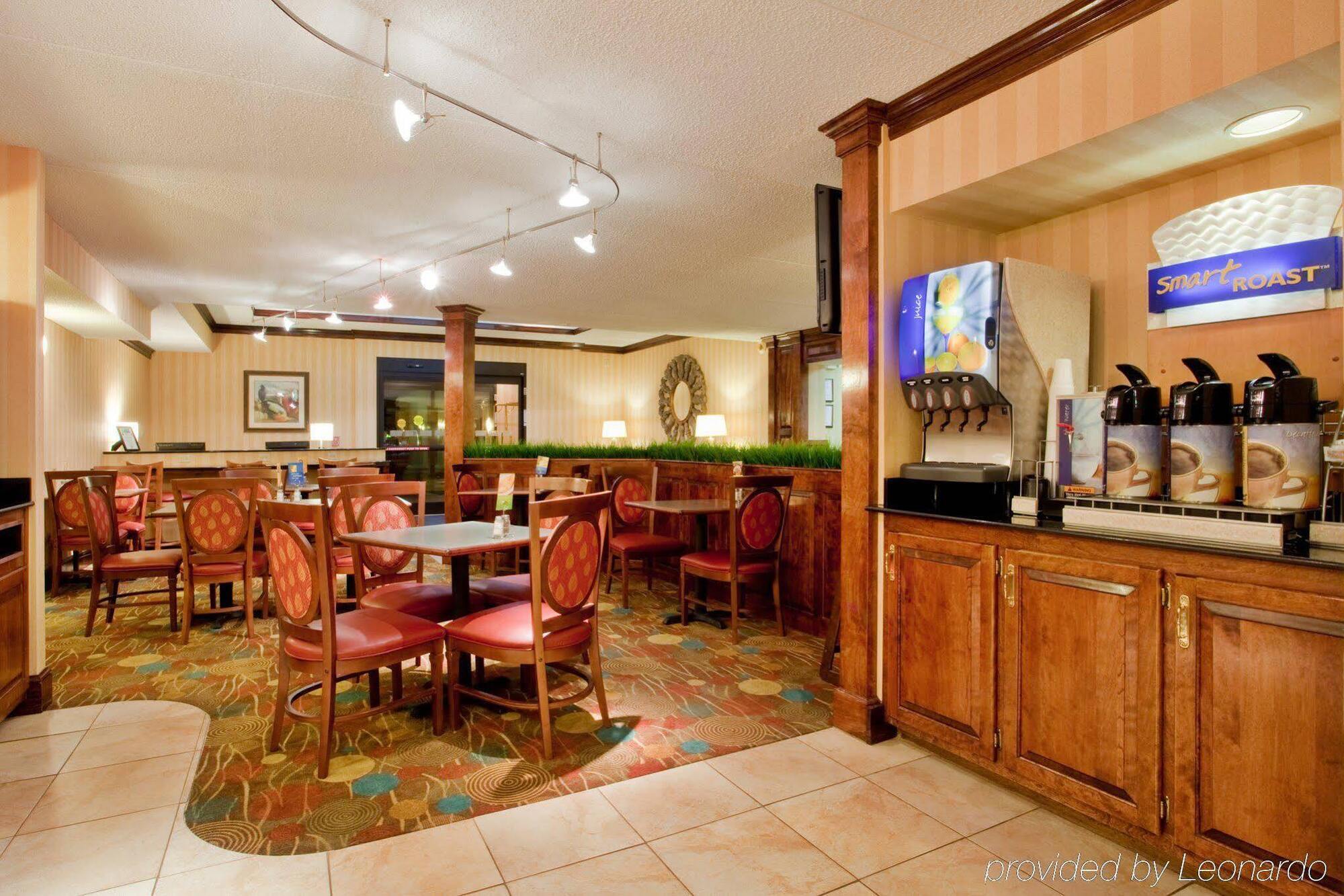 Holiday Inn Express Danville By Ihg Εξωτερικό φωτογραφία